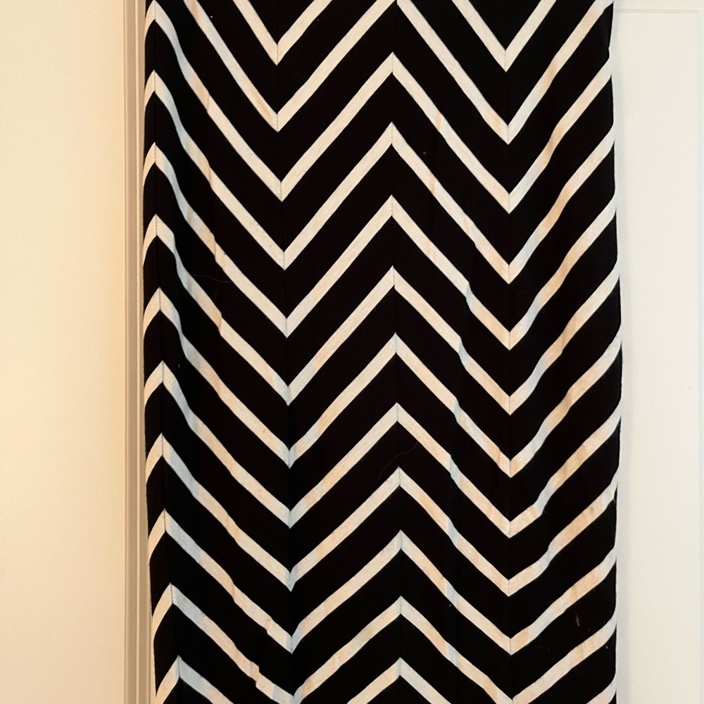 Zig zag striped pencil skirt